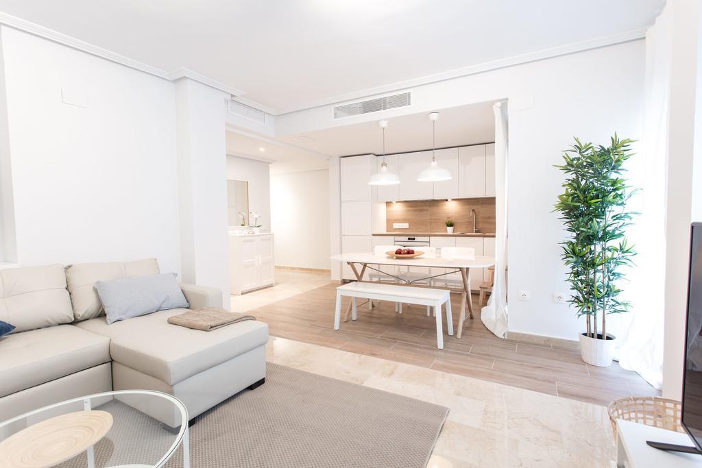 The Lucky Flats - Pintor Sorolla Apartment Alicante Exterior photo